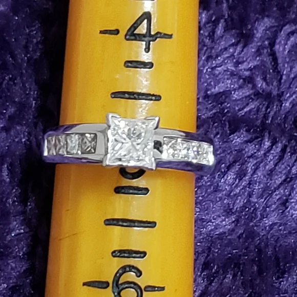 Helzberg Diamonds 14k White Gold Princess Diamond Engagement Ring 💞💎💍 - Picture 11 of 17